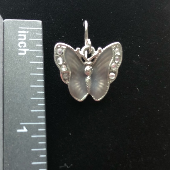 Butterfly Necklace & Earrings - Picture 5 of 8